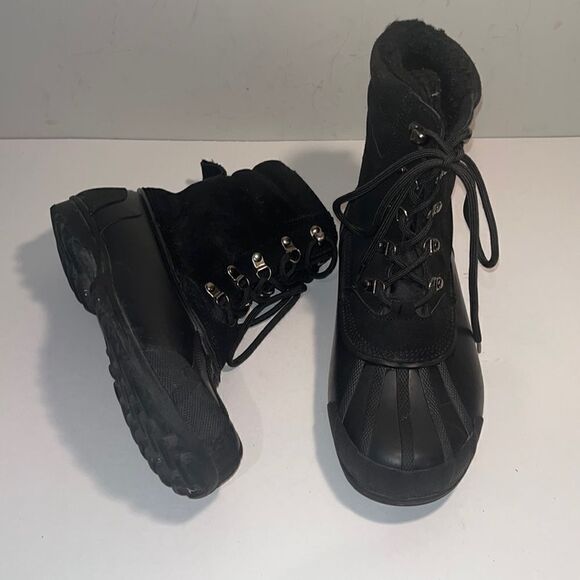 Lands End black suede leather upper and rubber duck boots - Picture 1 of 8
